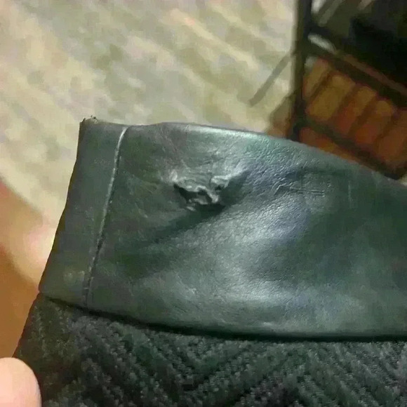 Banana Republic Chevron Textured Pencil Skirt - Picture 8 of 8